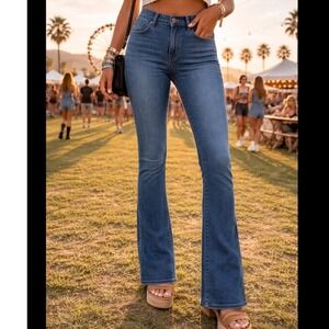 Express Barely Boot Mid Rise Ultimate Stretch Dark Wash Jeans Womens Size 0